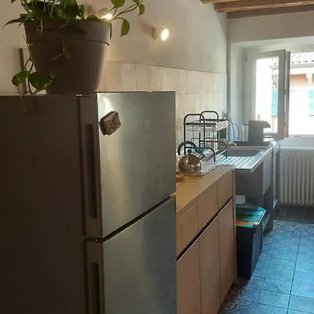 Circolo Vitale, Little *