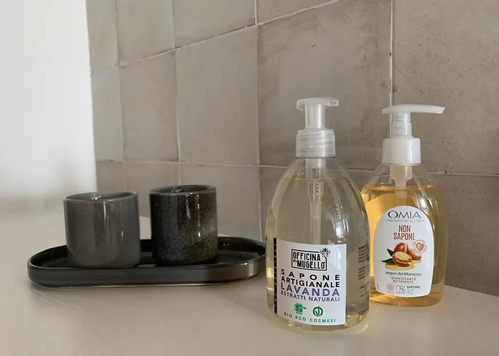 Circolo Vitale, Little