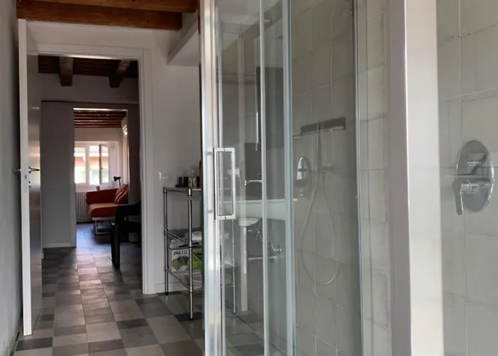 Circolo Vitale, Little * 维罗纳